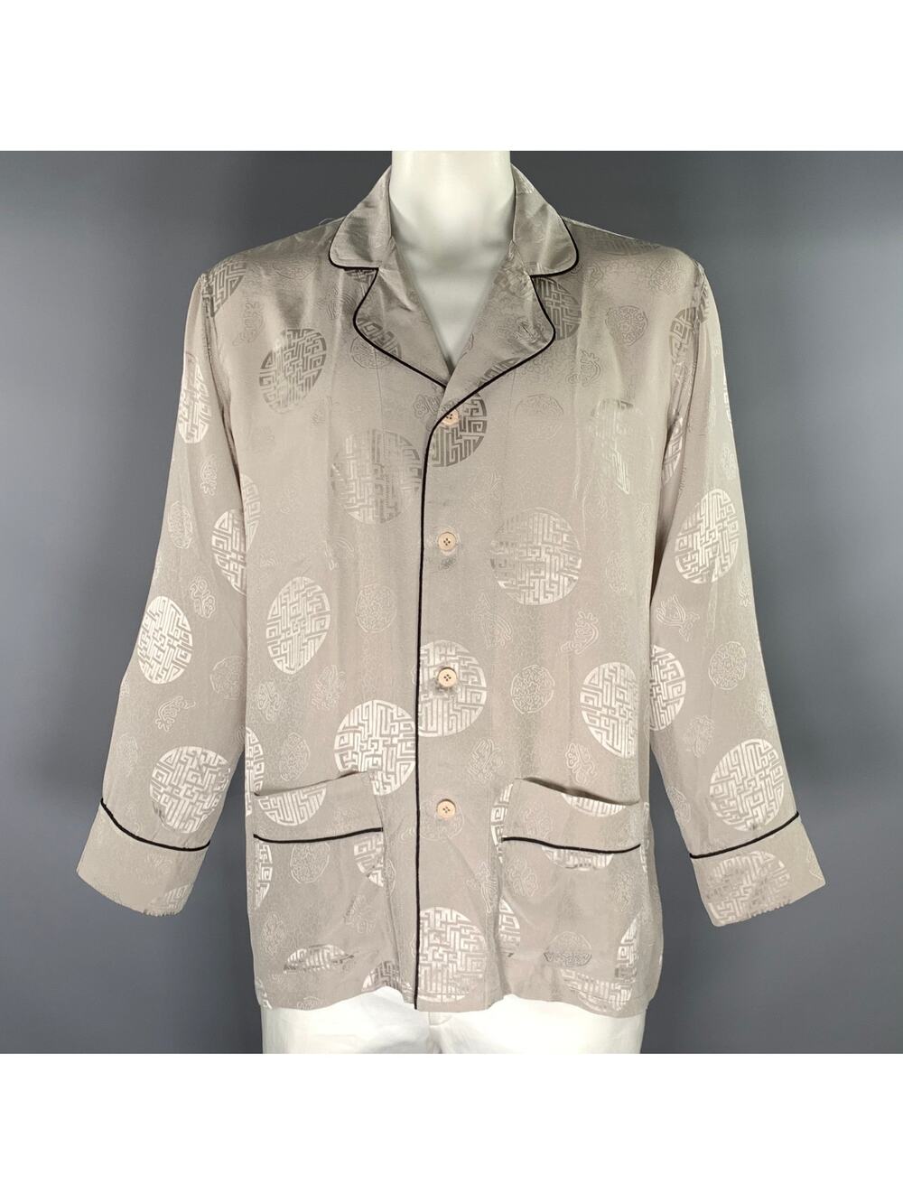 SHANGHAI TANG Size L Grey White Jacquard Silk Pajama Jacket